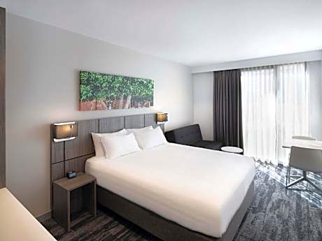 Mercure Sydney Blacktown