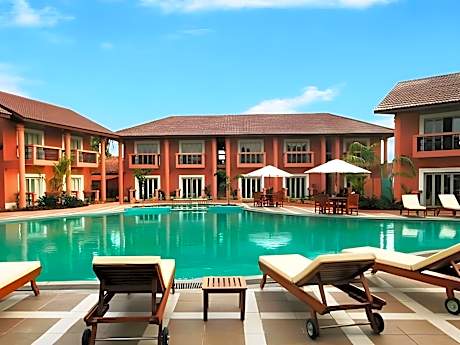 The Golden Crown Hotel