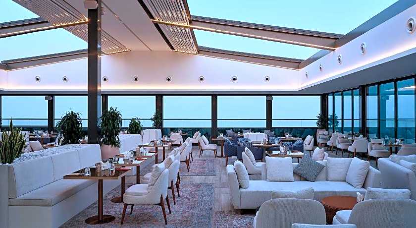 Arabella Beach Hotel Kuwait, Vignette Collection By IHG