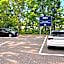 MYKY Aparthotel Harburg - Free Parking