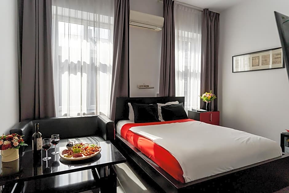 Komorowski Luxury Guest Rooms