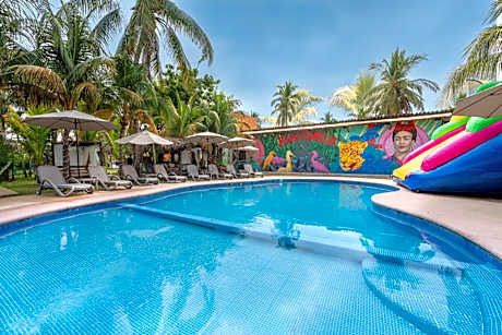 Rojo Manglar Acapulco