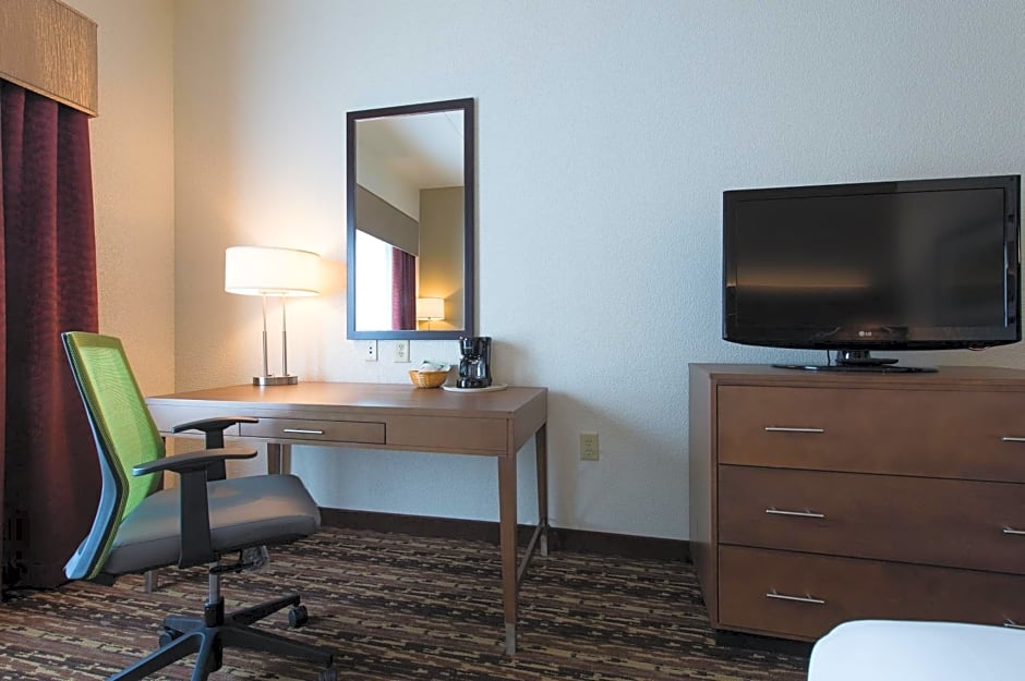 Holiday Inn Express & Suites Walterboro, an IHG Hotel