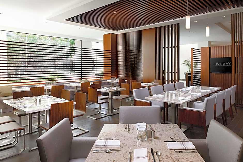 Hilton Woodland Hills/Los Angeles