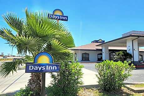 Days Inn by Wyndham Portland/Corpus Christi