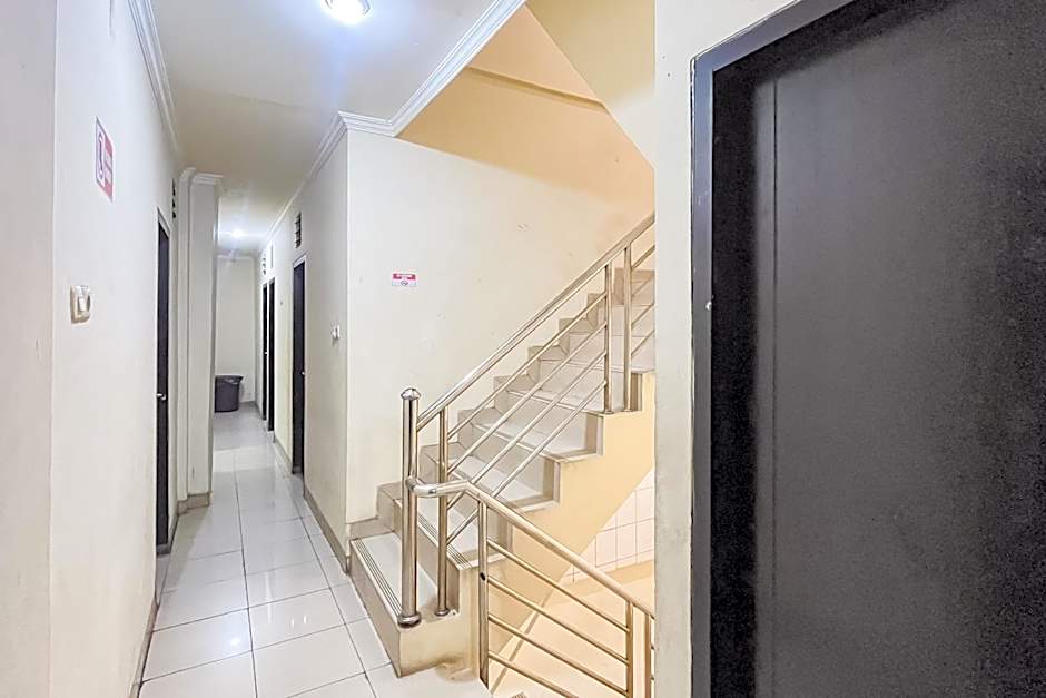 Arcadia Rooms RedPartner