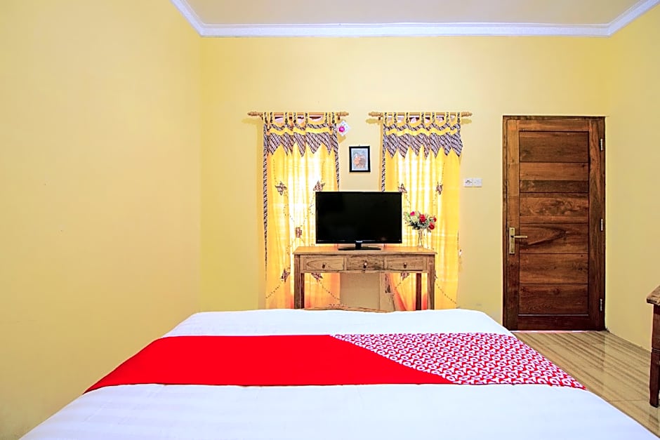 Hotel O Opak Village Bed & Breakfast