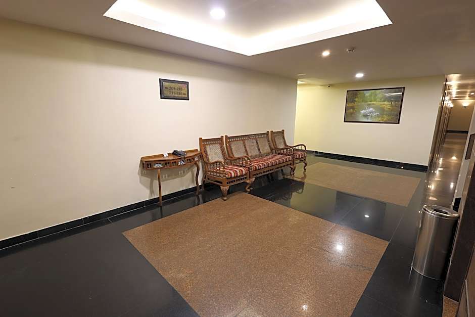 Hotel Abirami Residency