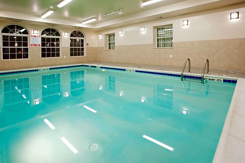 Holiday Inn Express Prince Frederick By IHG