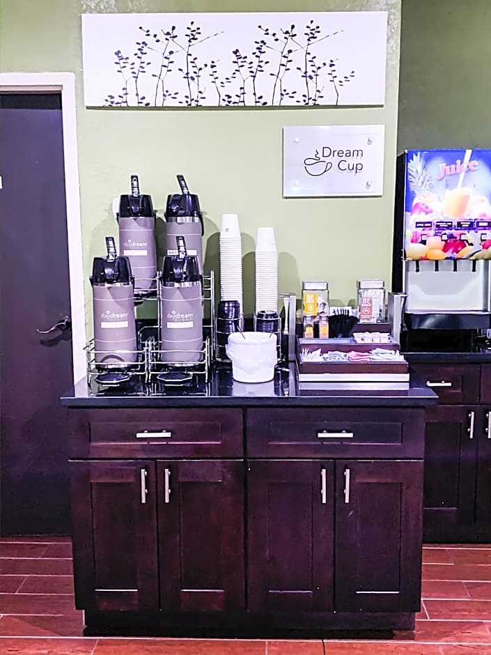 Wingate by Wyndham Macon West