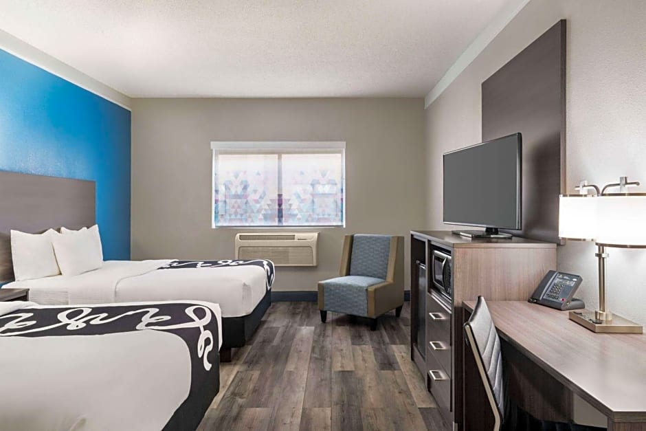 La Quinta Inn & Suites by Wyndham Round Rock North