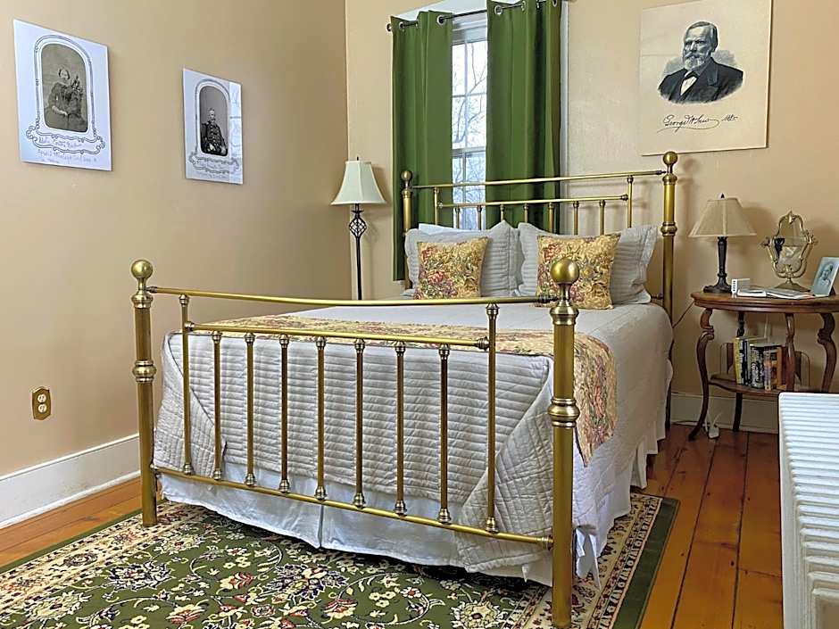 Lightner Farmhouse B&B