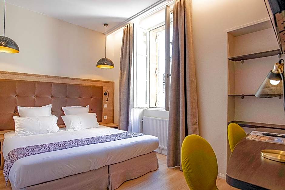 Hôtel Montaigne