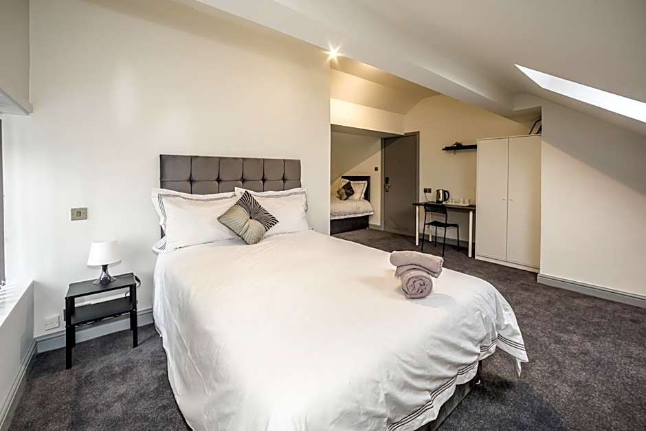 Huddersfield Central Lodge