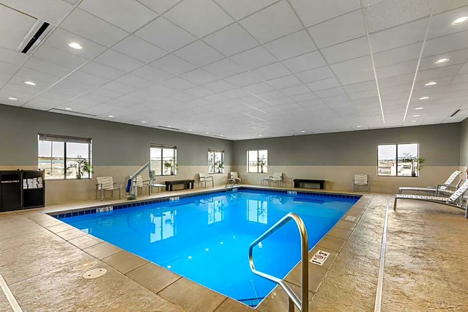 Best Western Plus Williston Hotel & Suites