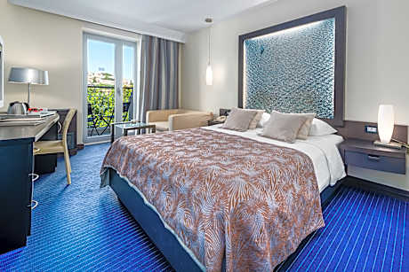 CLASSIC DOUBLE /TWIN ROOM WITH BALCONY-GARDEN VIEW