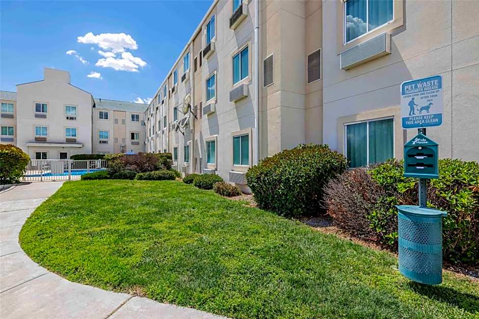 Motel 6-Albuquerque, NM - North