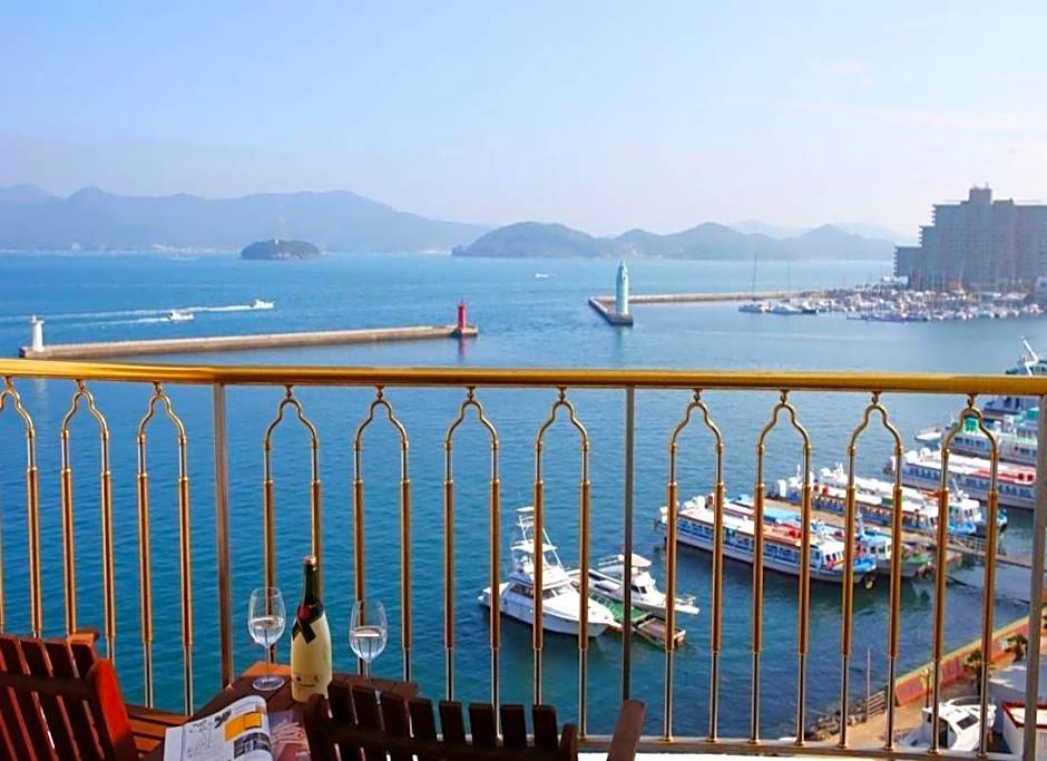 Tongyeong Bay Condo Hotel
