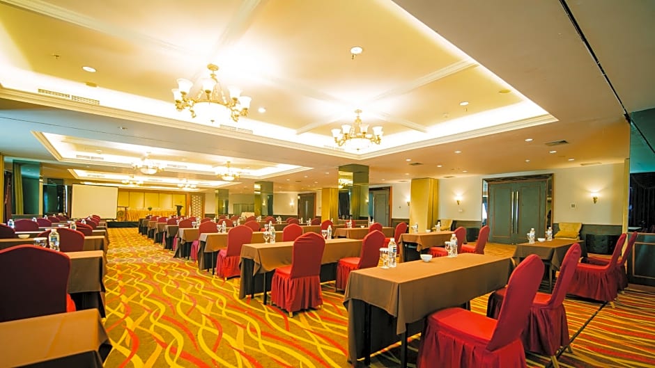 Kings Hotel Nagoya Batam