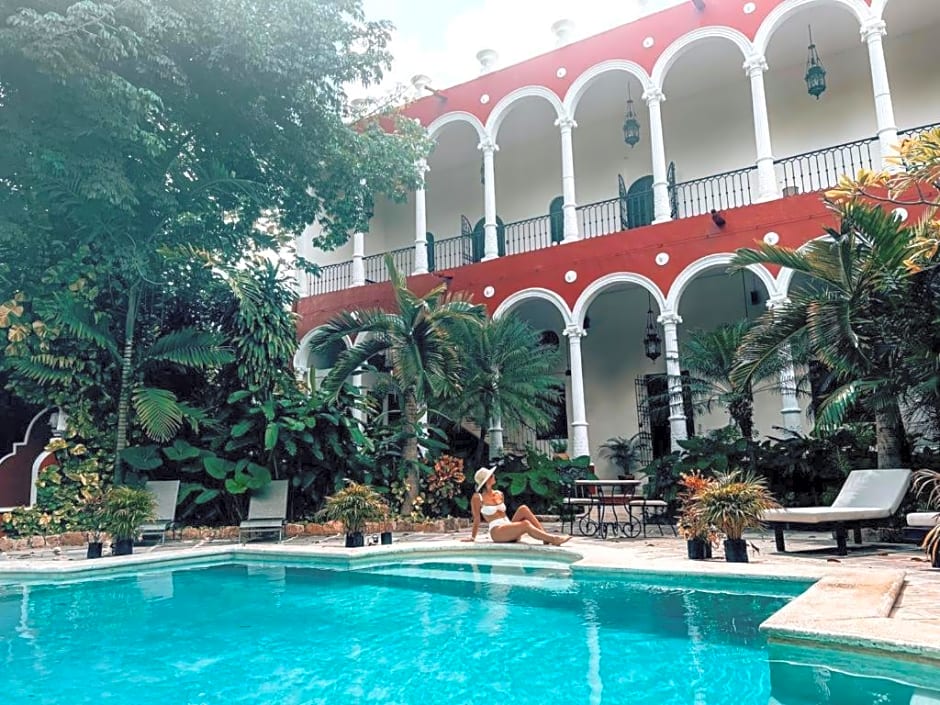 Rent the full Mansion Villa Merida