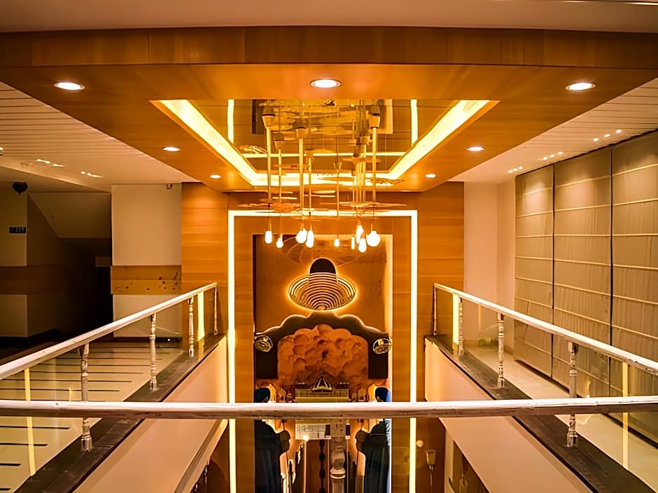 One Earth GG Regency (80 Steps to Golden Temple)