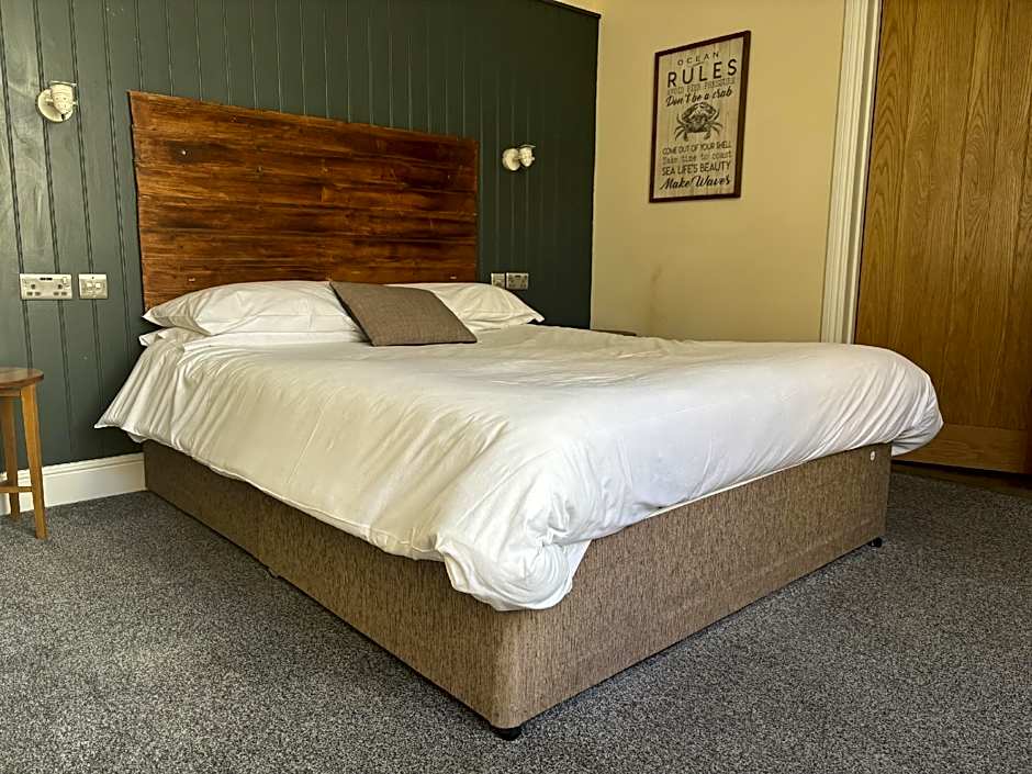 The Golden Lion Hotel