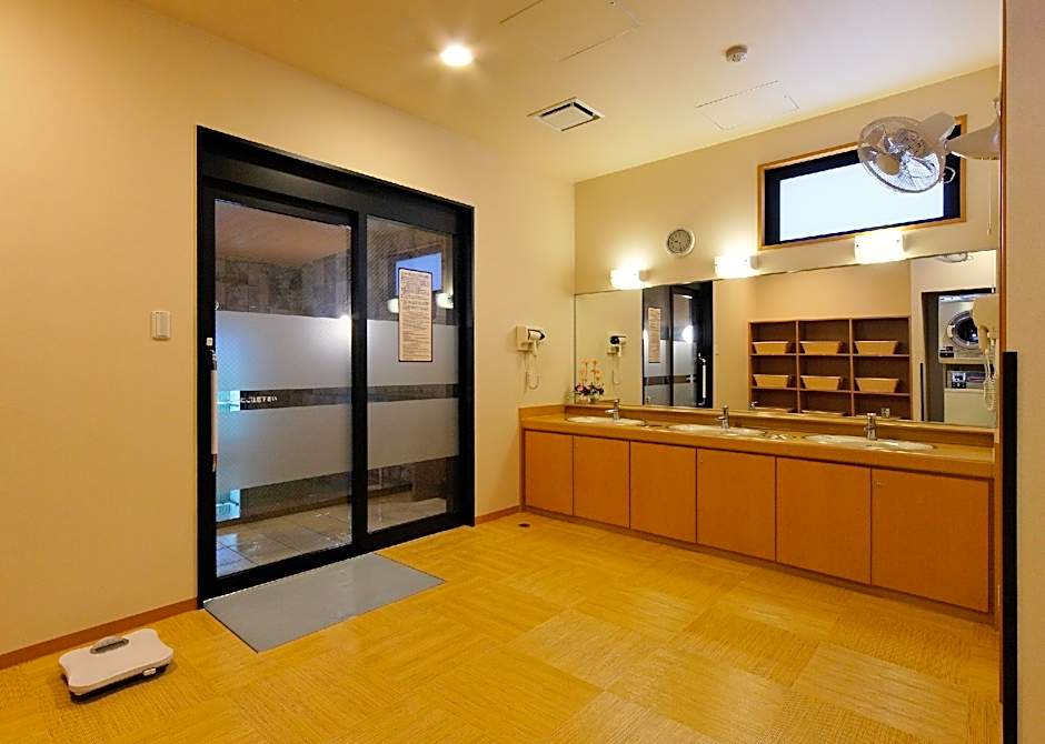 Hotel Route Inn Nagoya Imaike Ekimae