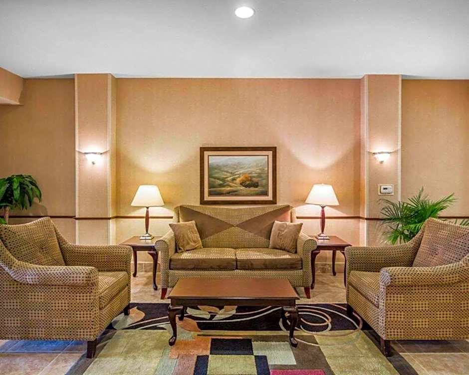 Rodeway Inn & Suites Salina South