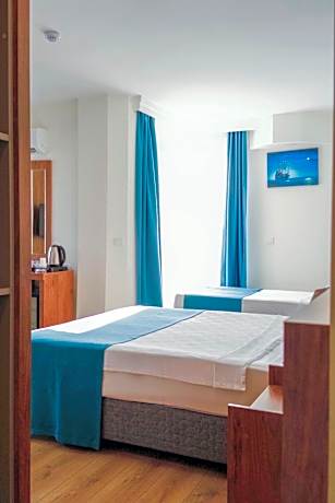Superior Double or Twin Room with Sea View