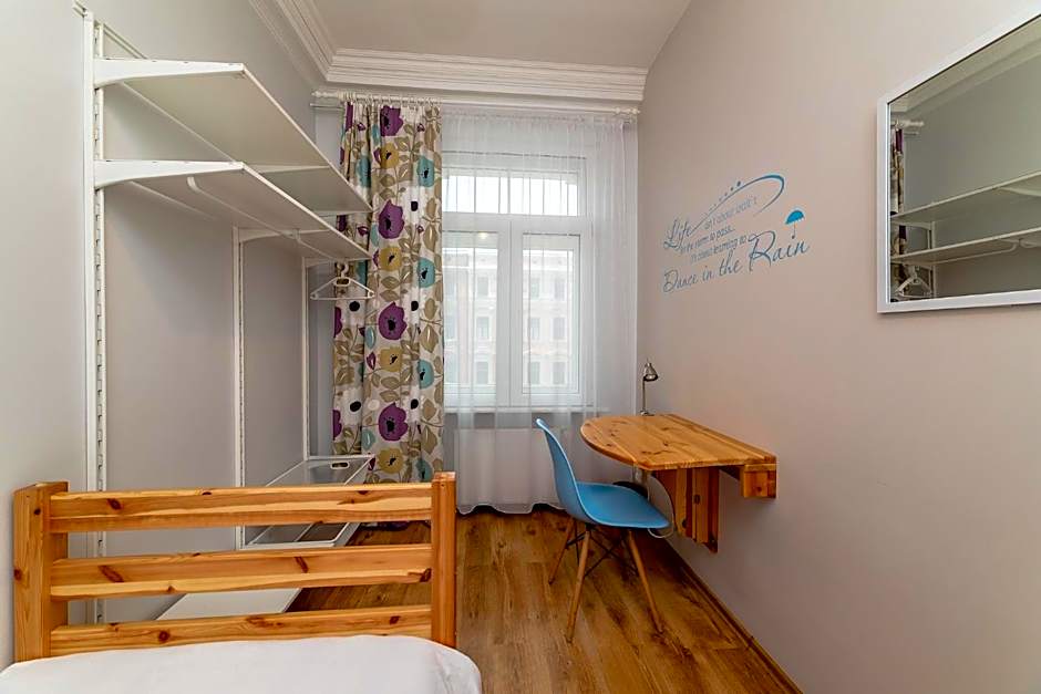 Orange Cat Rooms