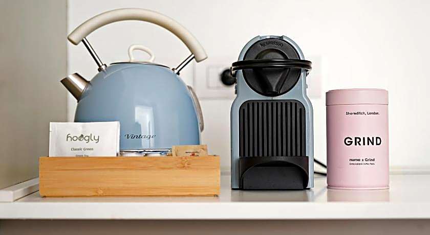 M7 Contemporary Apartments - My Extra Home