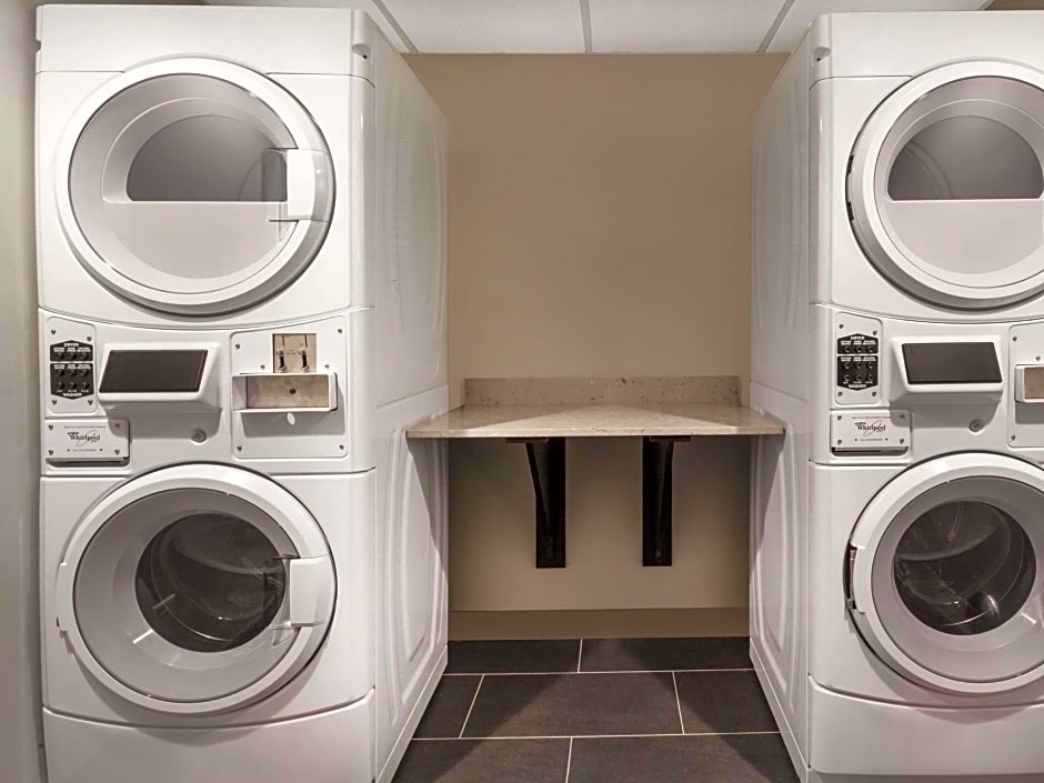 Ramada by Wyndham Grassland