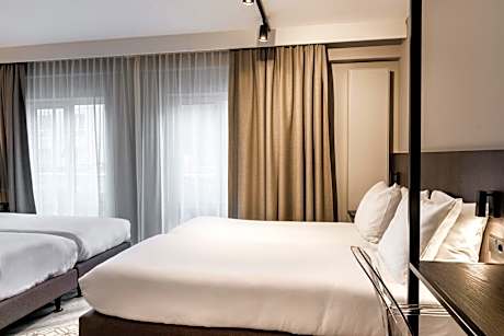 Triple or Quadruple Comfort Room