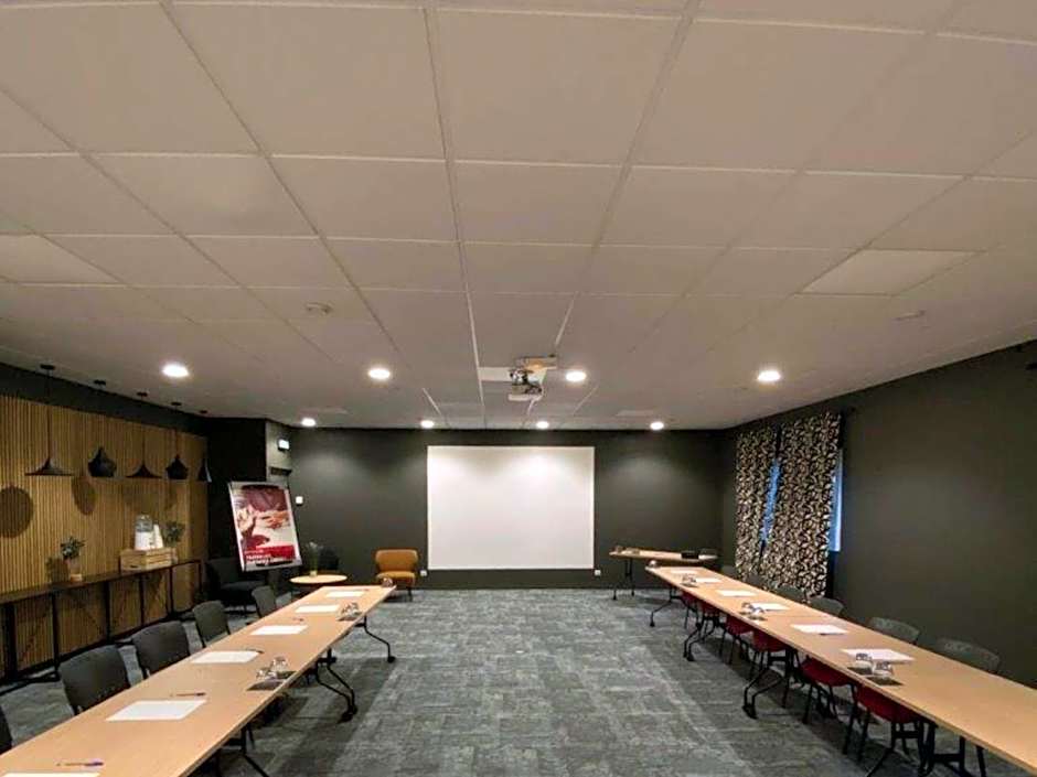ibis Pau Lescar