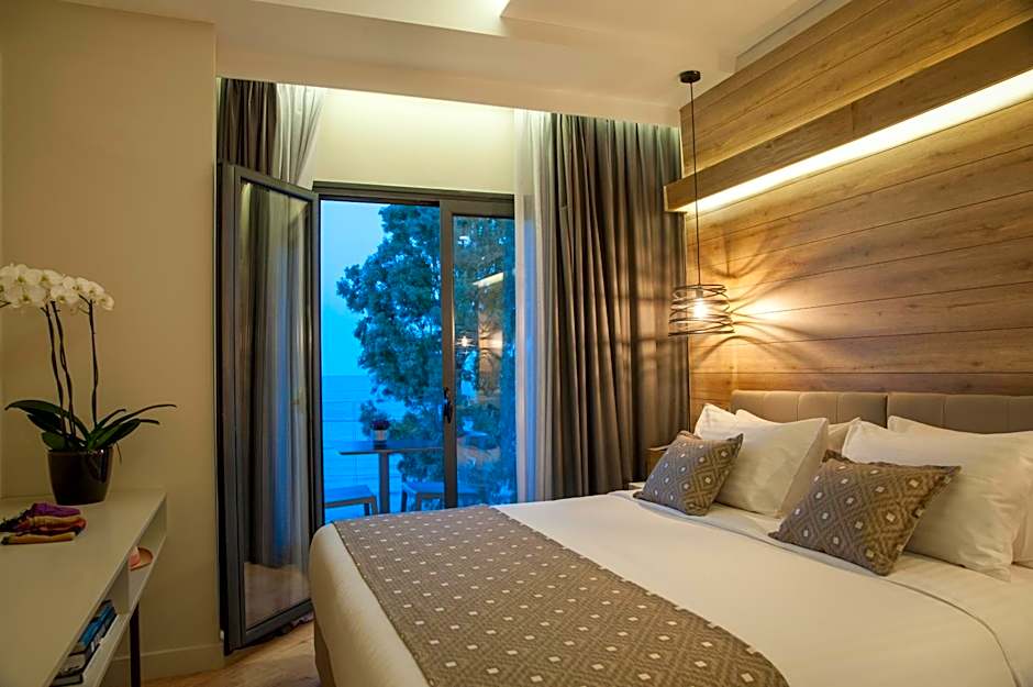 Seasabelle Hotel near Athens Airport