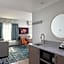 Hampton Inn & Suites Manistee Waterfront