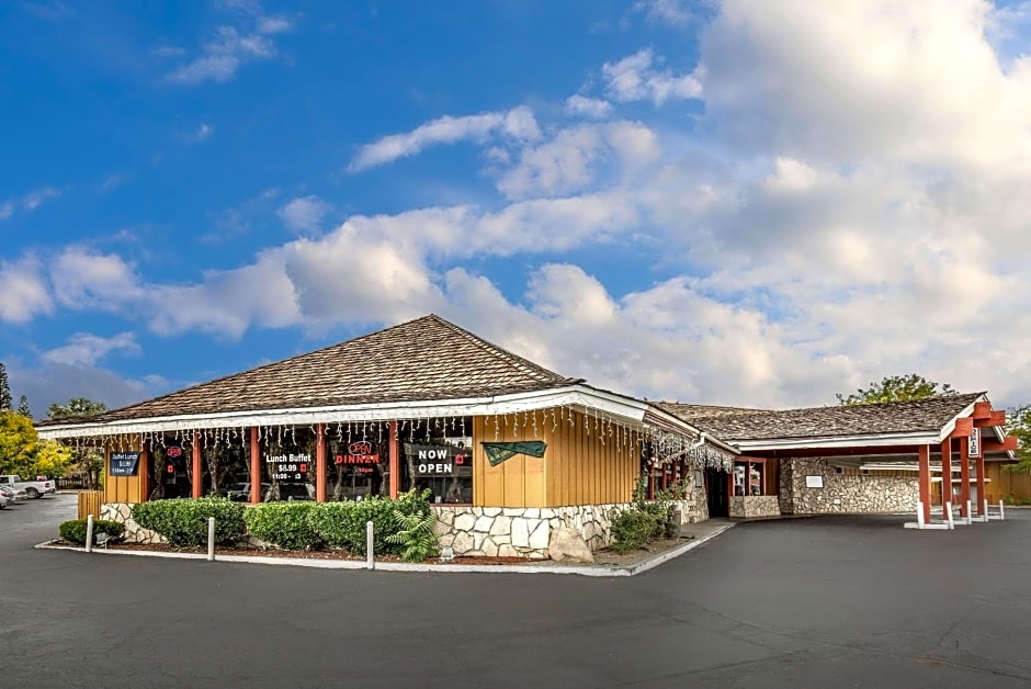 Econo Lodge Near Reno-Sparks Convention Center