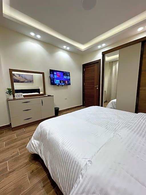 3BR luxury apt near AUC newCairo