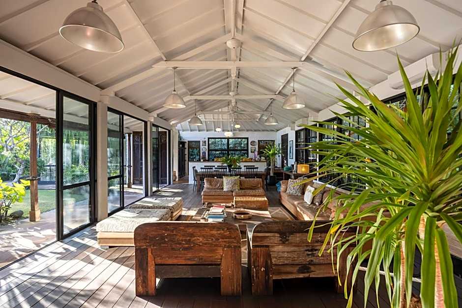 Villa Sajak 5 Bedroom Umalas