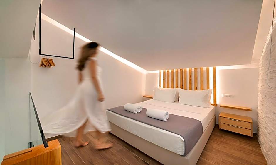 Aelia Suites