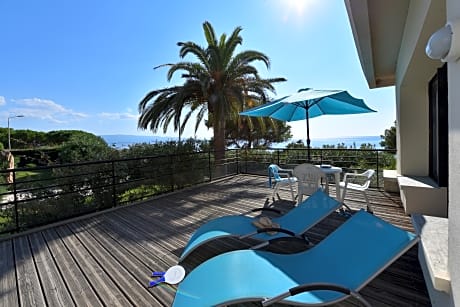 APARTMENT GARDEN VIEW