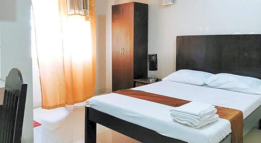 RedDoorz Segra Square Pension House