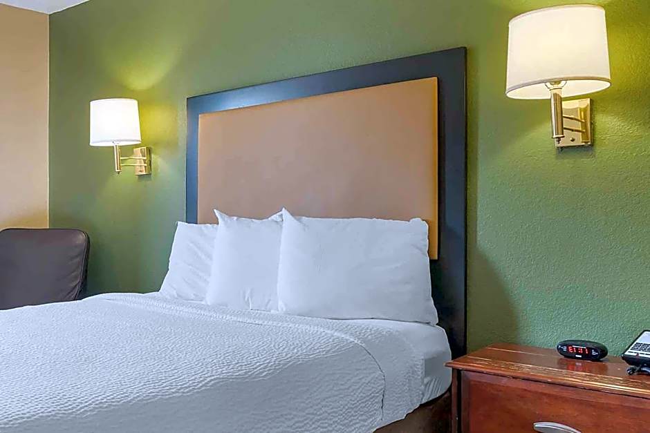 Extended Stay America Suites - Houston - Sugar Land