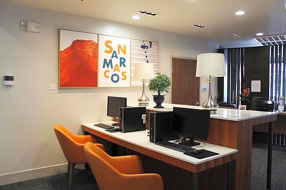 Holiday Inn Express & Suites San Marcos South By IHG