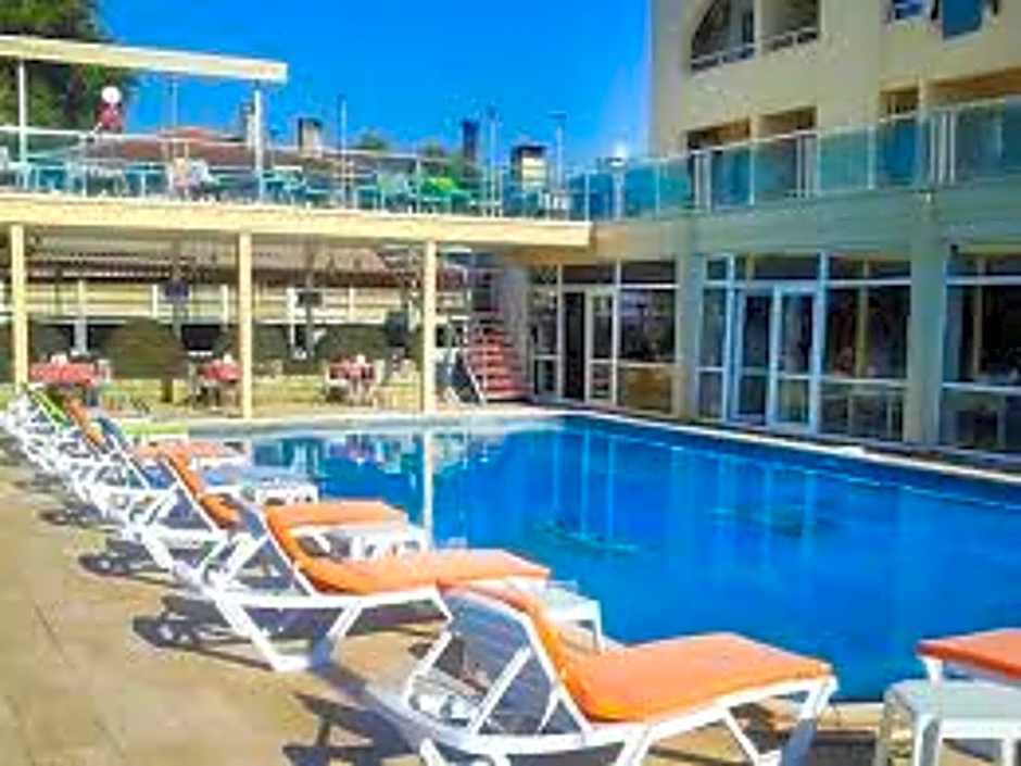 Ucem Hotel Golden Sea
