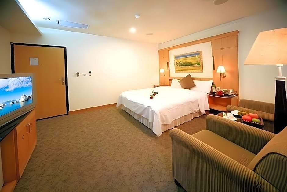 Ming Lu Holiday Hotel