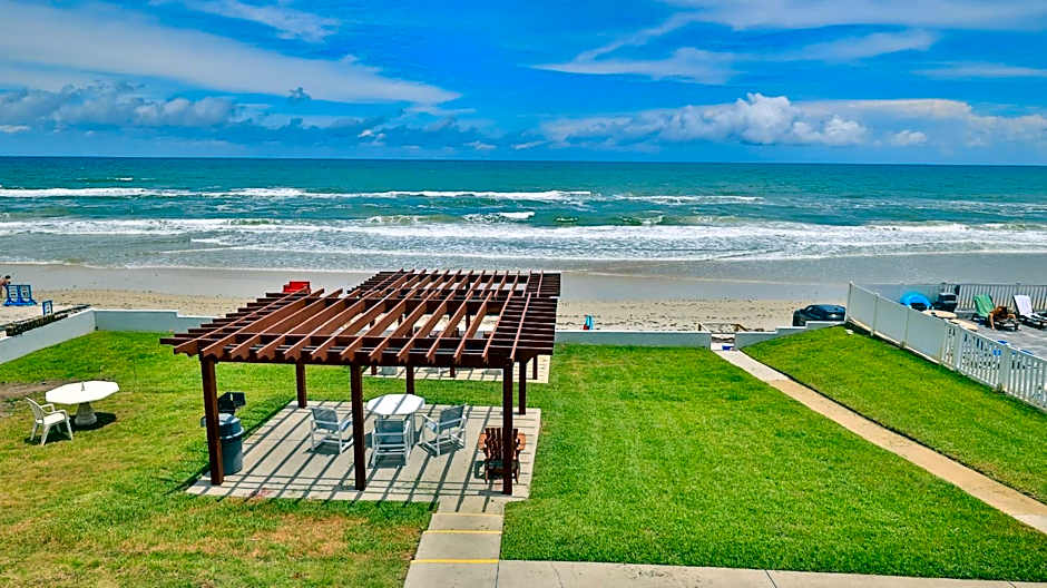 Driftwood Beach Motel