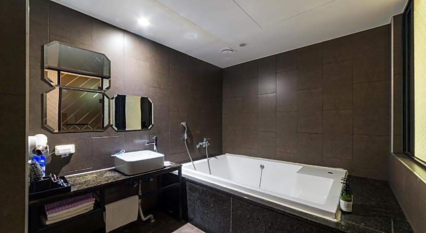 Two Heaven Hotel Busan Songdo