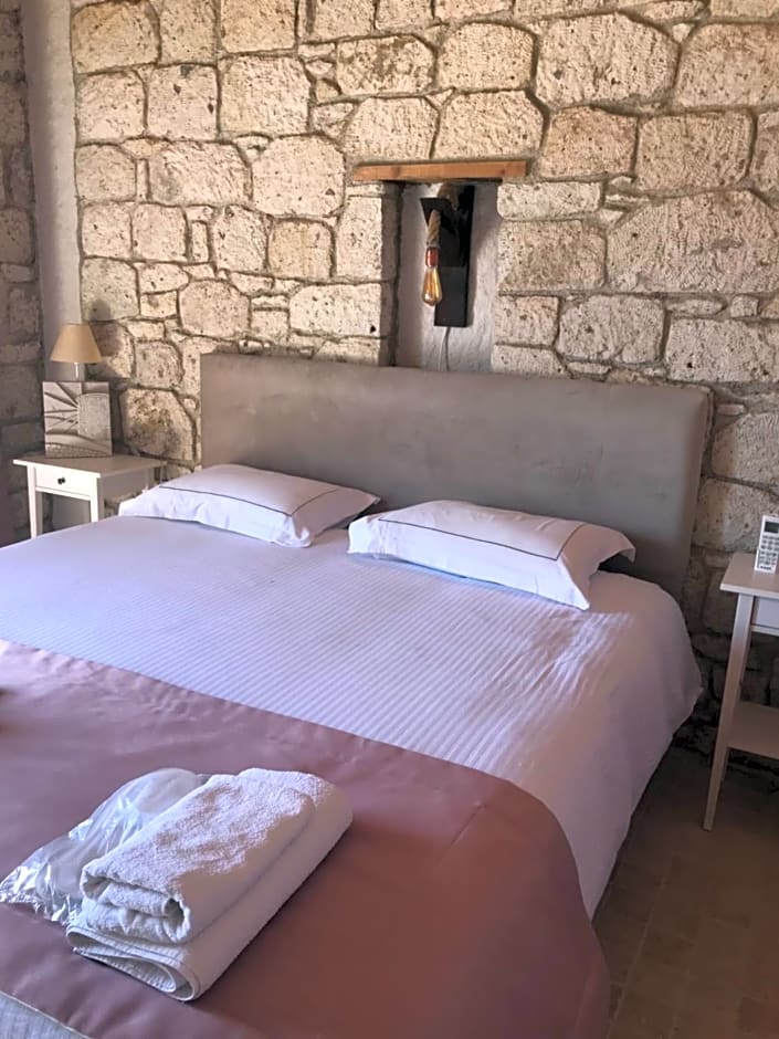 Çona Butik Otel