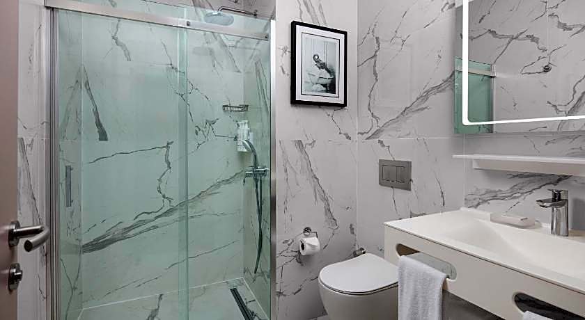 Delta Hotels by Marriott Istanbul Kagithane